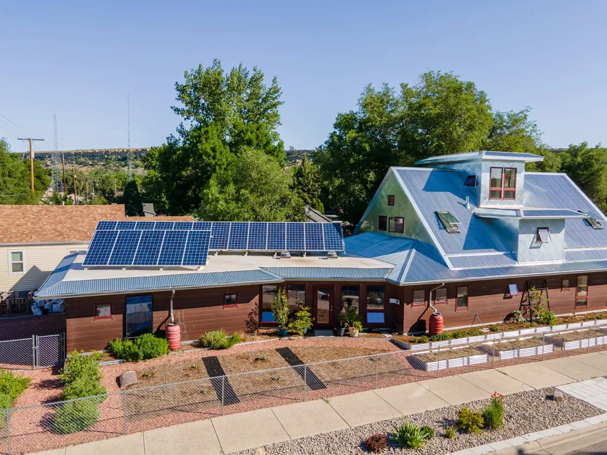 Urban Frontier House